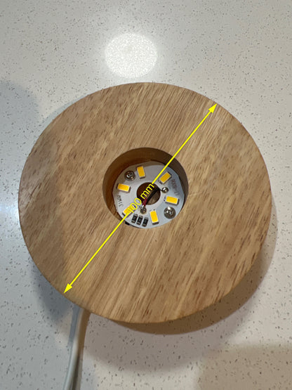 LED light ring, USB powered with in line switch.