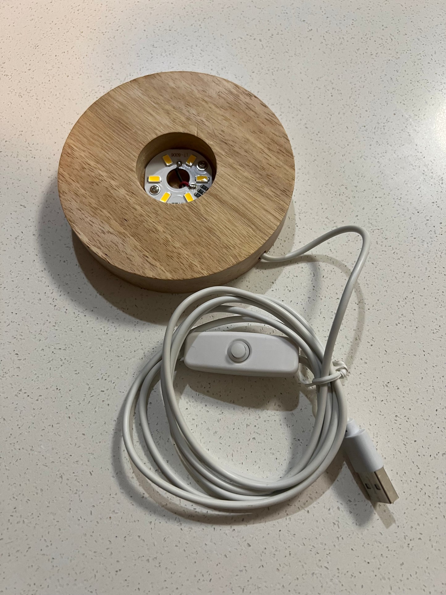 LED light ring, USB powered with in line switch.